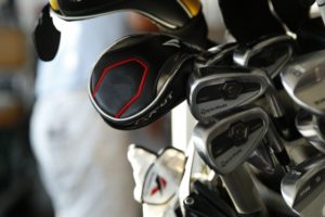 ゴルフを始める初期費用の目安は？最低限必要なものや安く始める方法！