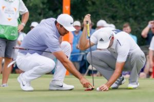 ゴルフの救済のプレースとリプレースの違い　６インチの場合はどっち？